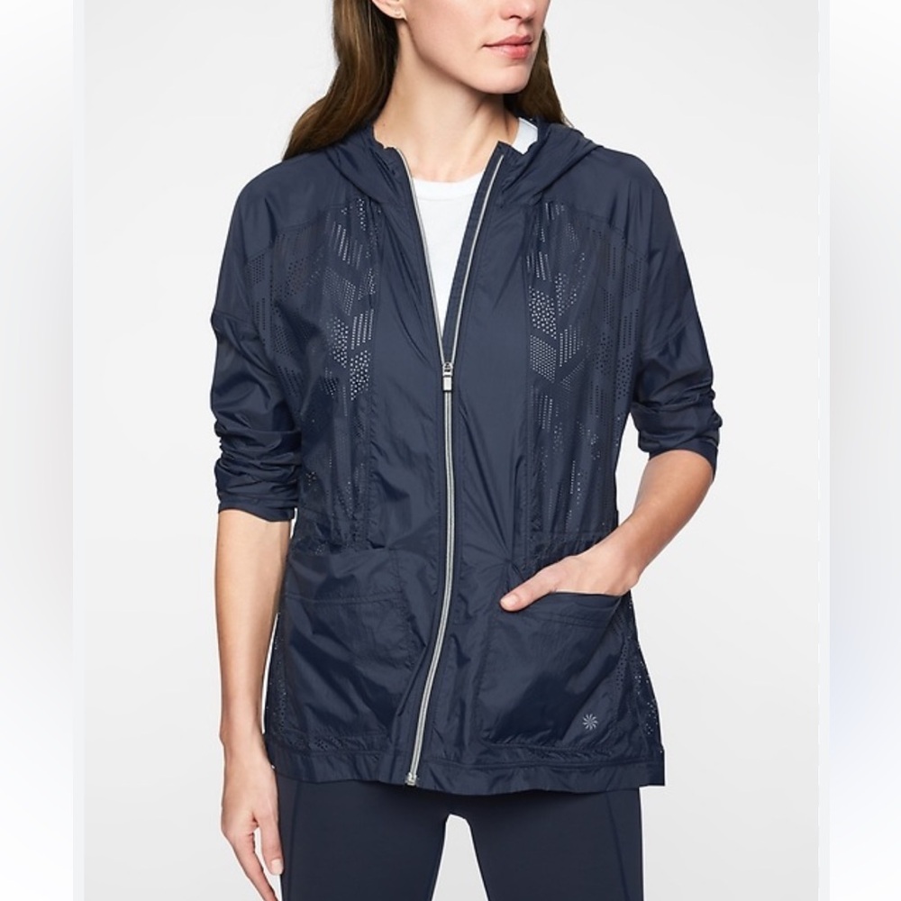 Athleta Passport Jacket in Navy